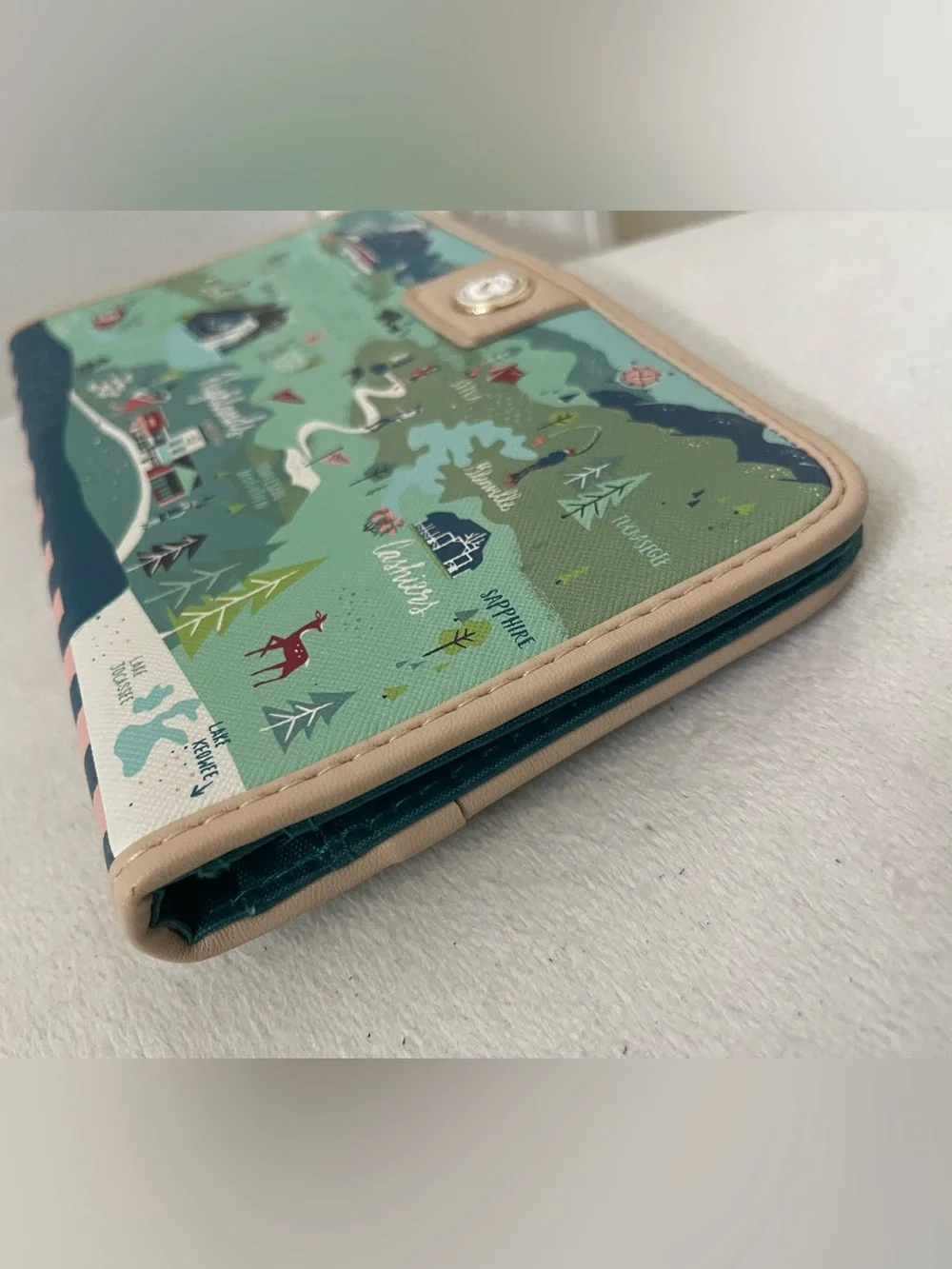 Spartina 449 Green and Tan Illustrated Map Zip Wallet